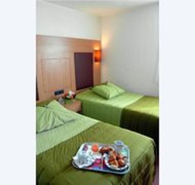 Reservation d'hotel à Nogaro