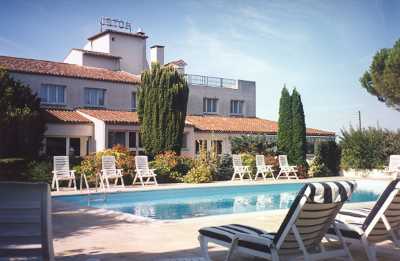 Reservation d'hotel à Fontenay-le-Comte