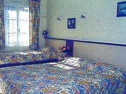 Reservation d'hotel à Gençay