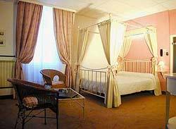 Reservation d'hotel à Orange