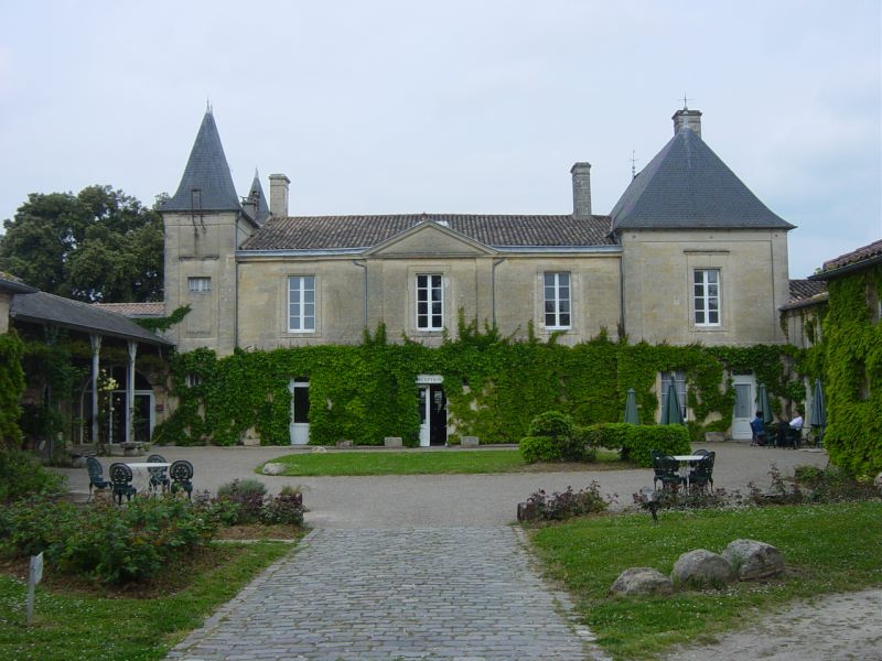 Reservation d'hotel à Puisséguin