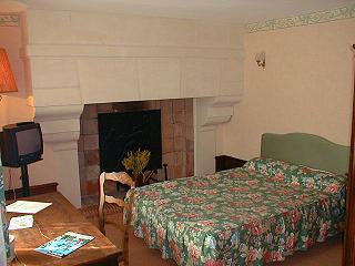 Reservation d'hotel à Beaumont-en-Véron