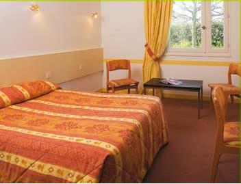 Reservation d'hotel à Arpajon-sur-Cère
