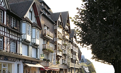 Reservation d'hotel à Deauville