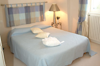 Reservation d'hotel à Geneuille