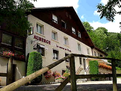 Reservation d'hotel à Goumois