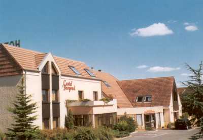 Reservation d'hotel à Daix