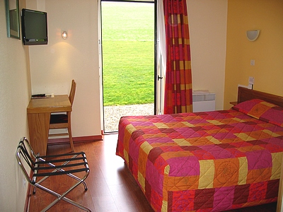 Reservation d'hotel à Tonnerre