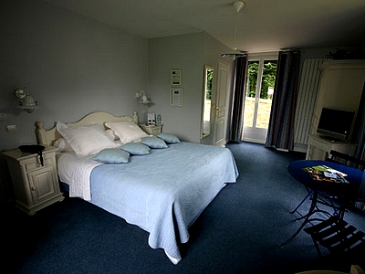 Reservation d'hotel à Milon-la-Chapelle