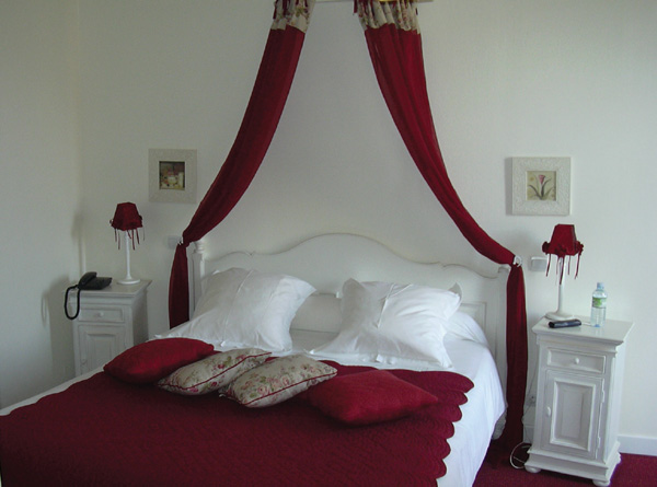 Reservation d'hotel à Milon-la-Chapelle