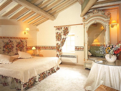 Reservation d'hotel à Cabrières