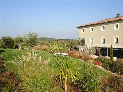 Reservation d'hotel à Collias
