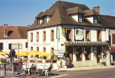 Reservation d'hotel à Bléneau