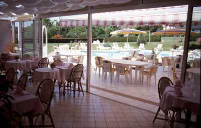 Reservation d'hotel à Vauclaix
