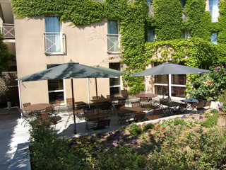 Reservation d'hotel à Orly