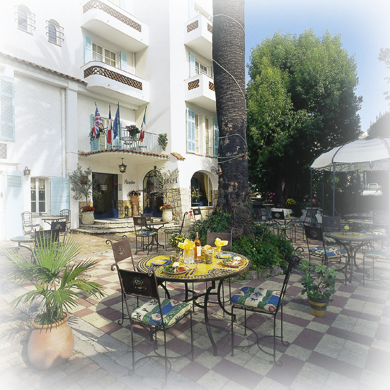 Reservation d'hotel à Juan-les-Pins