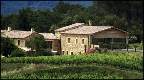 Reservation d'hotel à Laudun