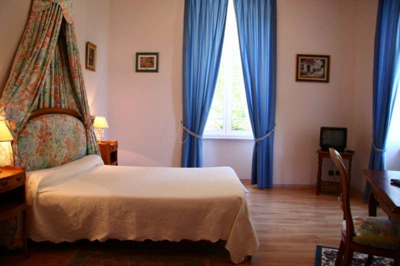 Reservation d'hotel à Plonéour-Lanvern