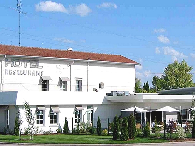 Reservation d'hotel à Vincey