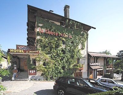 Reservation d'hotel à Talloires