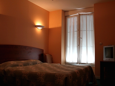 Reservation d'hotel à La Suze-sur-Sarthe