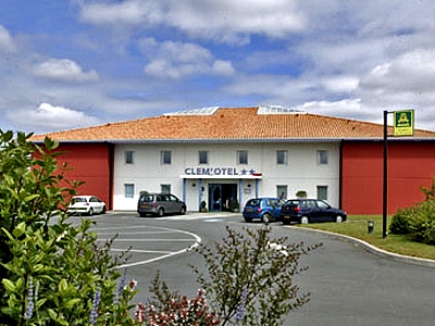 Reservation d'hotel à Sainte-Hermine