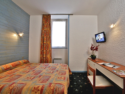 Reservation d'hotel à Jonzac