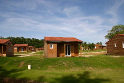 Reservation d'hotel à Aujeurres