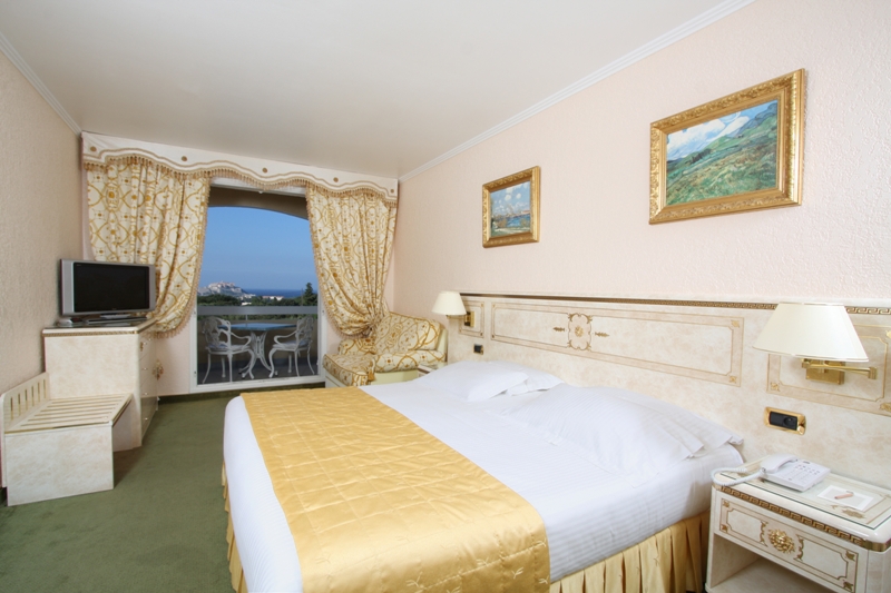 Reservation d'hotel à Calvi