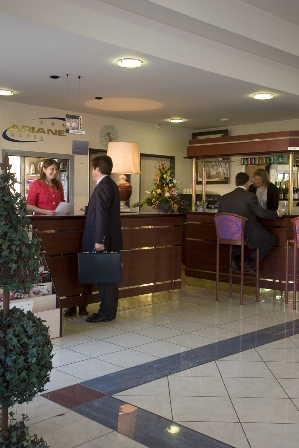 Reservation d'hotel à Istres