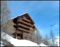 Reservation d'hotel à Isola2000
