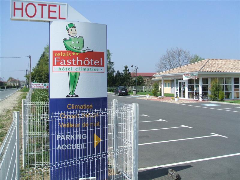 Reservation d'hotel à Montcaret