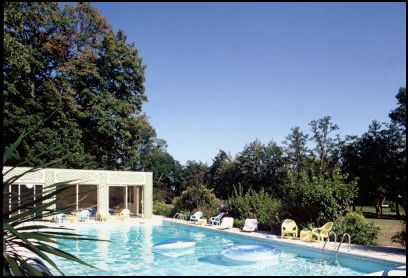 Reservation d'hotel à Rigny