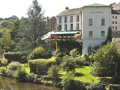 Reservation d'hotel à Uzerche