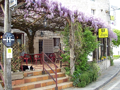 Reservation d'hotel à Sauzet