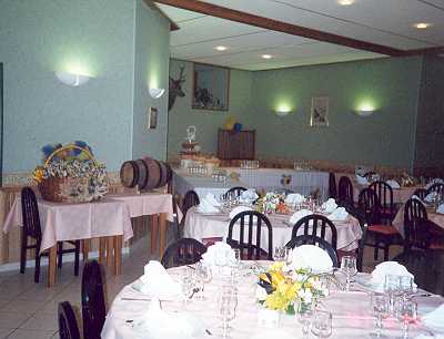 Reservation d'hotel à Saint-Poncy