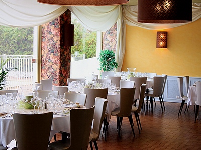 Reservation d'hotel à Vic-sur-Cère