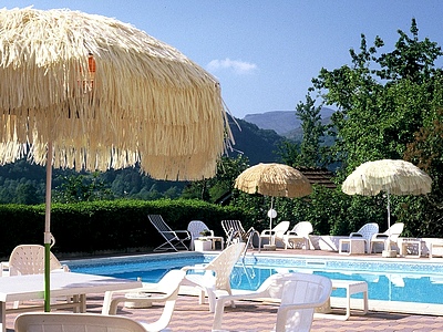 Reservation d'hotel à Vic-sur-Cère