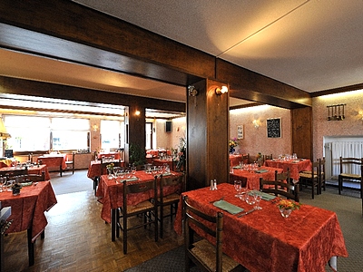 Reservation d'hotel à Saint-Julien-Chapteuil