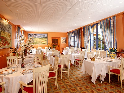 Reservation d'hotel à Roquebrune-sur Argens