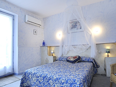 Reservation d'hotel à Murs