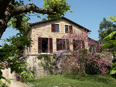 Reservation d'hotel à Blacé