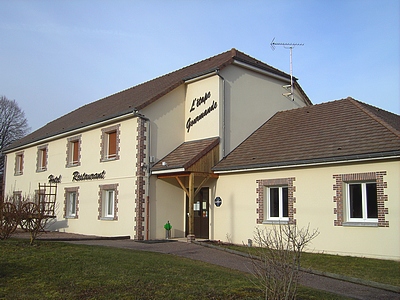 Reservation d'hotel à Eaux-Puiseaux