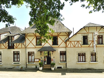 Reservation d'hotel à Champagnac-la-Noaille