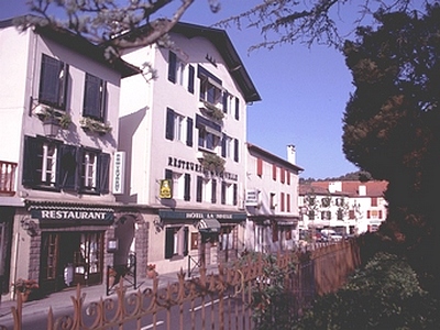 Reservation d'hotel à Saint-Pée-sur-Nivelle