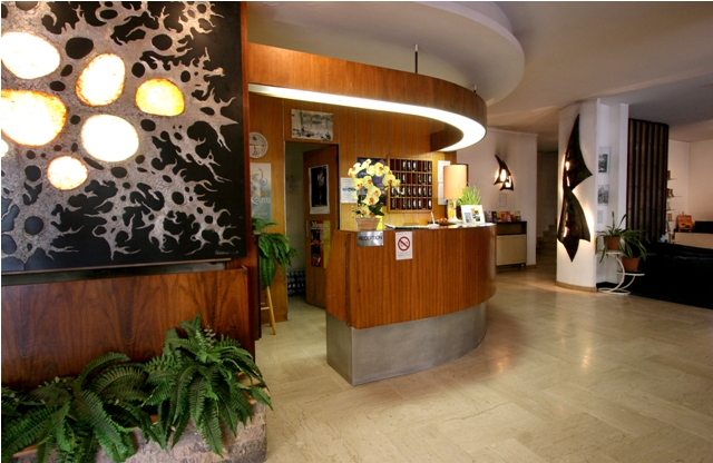 Reservation d'hotel à Menton