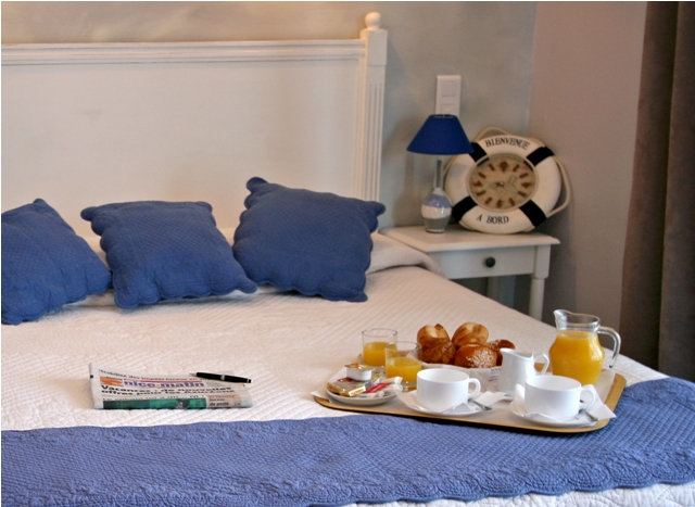Reservation d'hotel à Menton