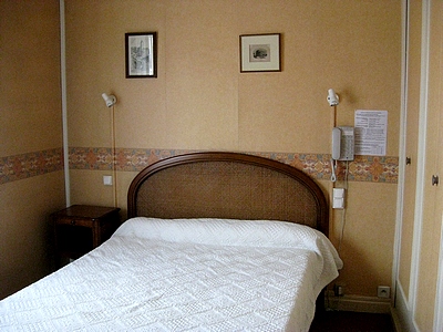 Reservation d'hotel à Autun