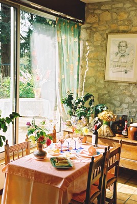 Reservation d'hotel à Tournon-Saint-Martin