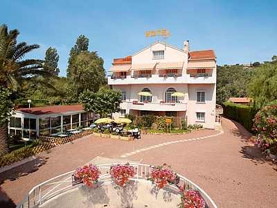Reservation d'hotel à Agay